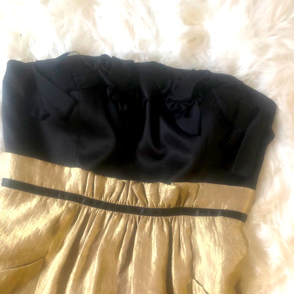 Women dress